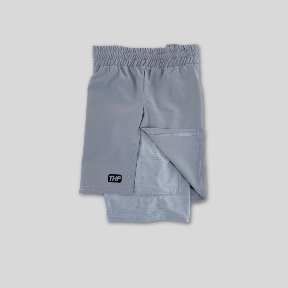 Shorts THP Pace Gris con Lycra Gris The Happiness Project