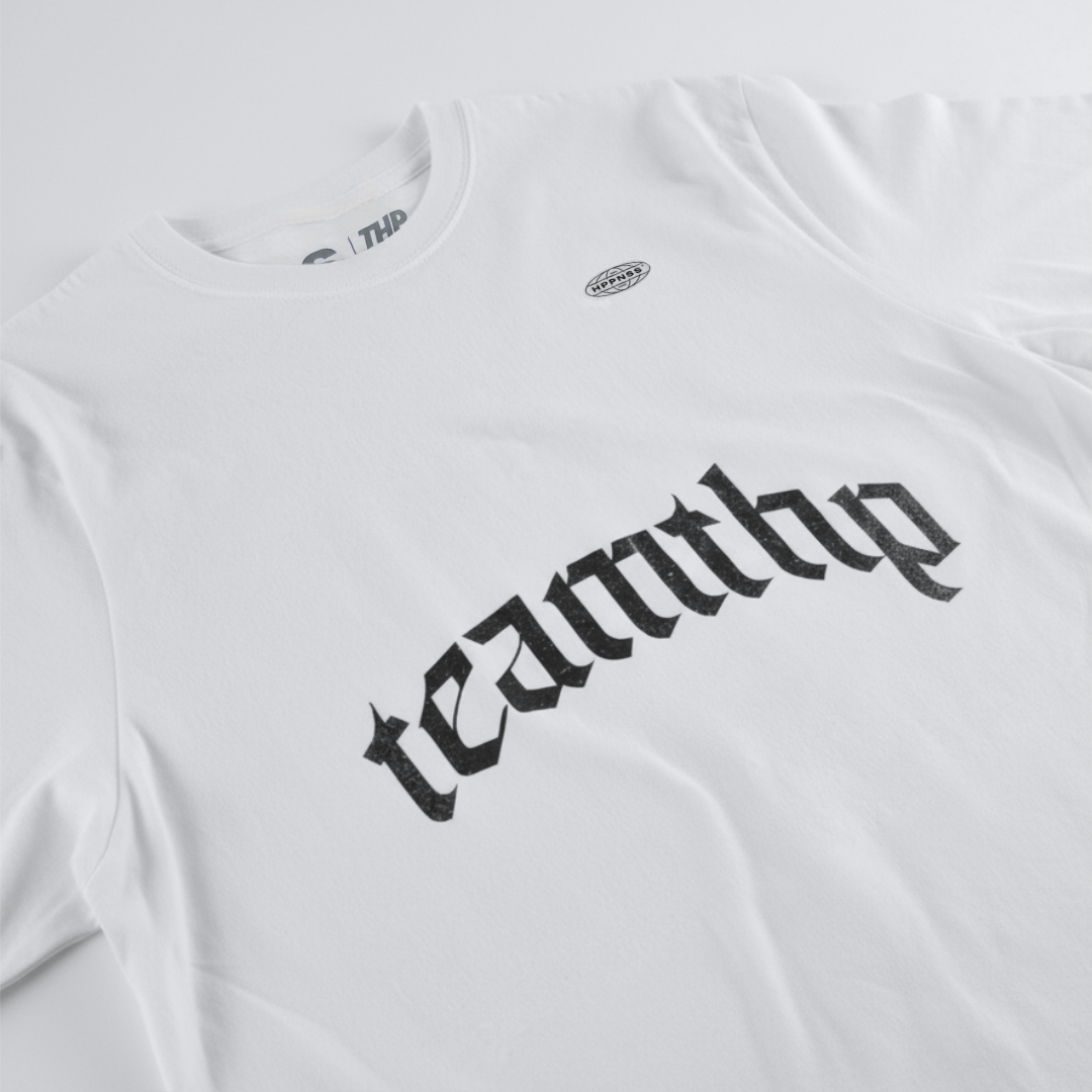 Team THP Basic T-Shirt – Edición Limitada The Happiness Project